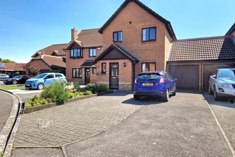 3 bedroom link detached house for sale, Meadowcroft Drive, Burnham-on-Sea, Somerset, TA8