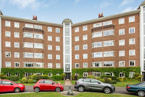 47, Queens Court Queens Road, Richmond, TW10 6LB