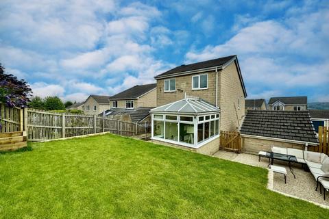 3 bedroom detached house for sale, Millstone Rise, Norristhorpe, Liversedge, WF15