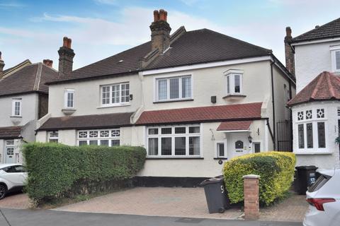 4 bedroom semi-detached house for sale, Beatrice Avenue, London SW16