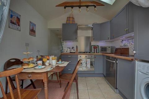 2 bedroom end of terrace house for sale, Campbell Road, Walmer CT14