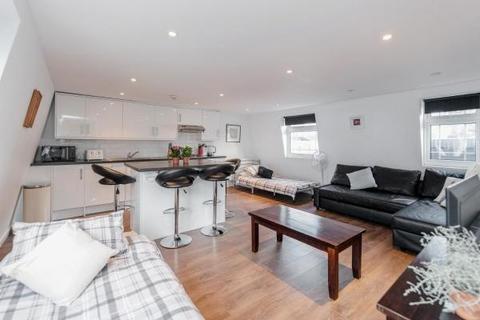 1 bedroom apartment to rent, 113a Lower Marsh, London