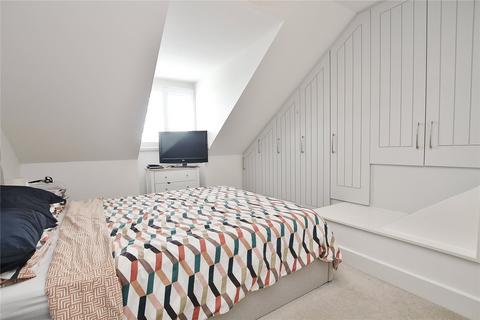 13 Foxleigh Grange, Bisley, Woking, GU24 9AQ