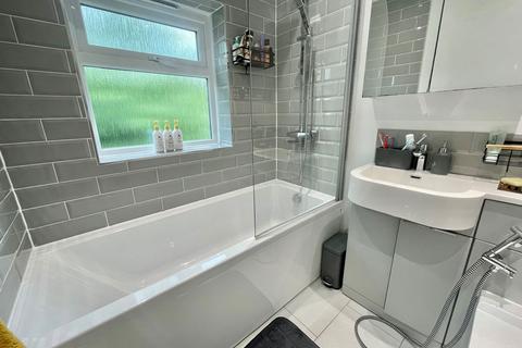 14 Hilton Road, Manchester, M22 4ZD