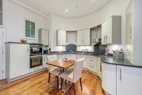 2 bedroom apartment to rent, Dalby House EC1V