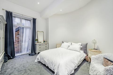 2 bedroom apartment to rent, Dalby House EC1V