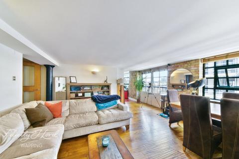 2 bedroom flat for sale, Merchant Court, Wapping Wall, London, E1W
