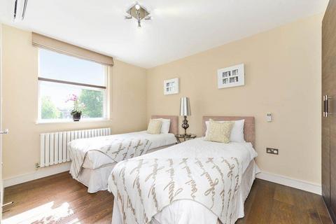 3 bedroom apartment to rent, St. Johns Wood Park, London, NW8