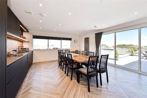 3 bedroom penthouse for sale, Southgate, Chichester, West Sussex, PO19