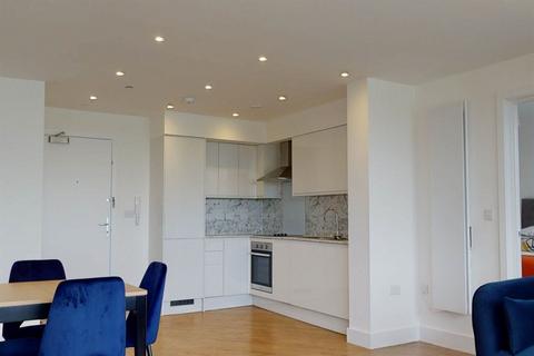2 bedroom apartment to rent, 704/Regents Plaza, Gosforth, Newcastle Upon Tyne