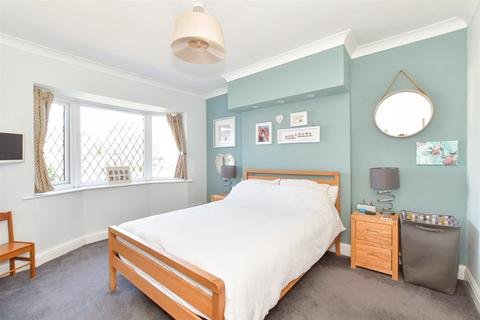 2 bedroom chalet for sale, Selwyn Avenue, Littlehampton, West Sussex