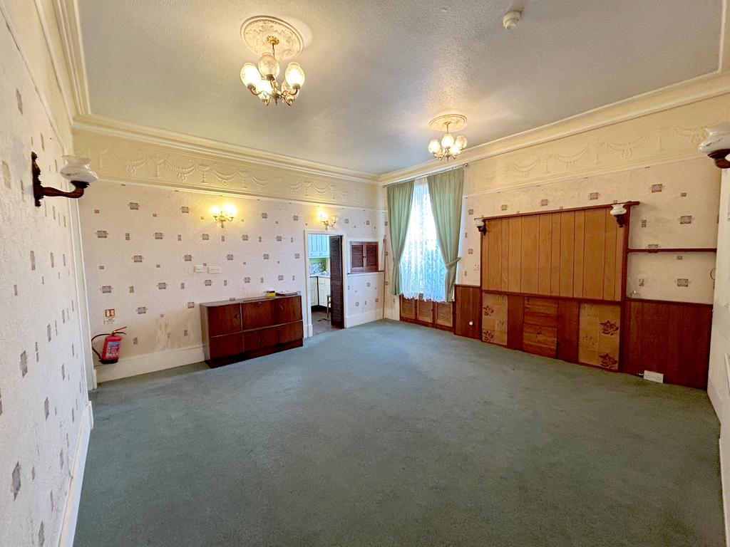Dining Room (2)
