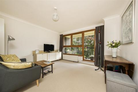 1 bedroom apartment for sale, Sycamore Lodge, Gipsy Lane, London