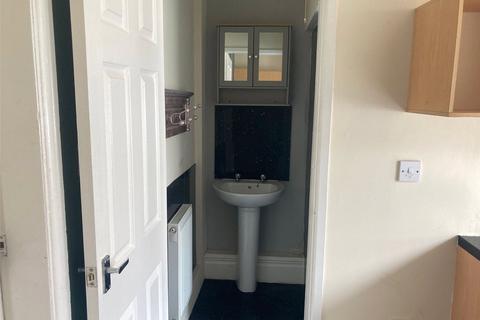 2 bedroom terraced house to rent, Hepscott Avenue, Blackhall Colliery TS27