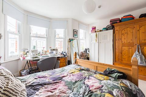 5 bedroom terraced house for sale, Rutland Gardens, Harringay, London, N4