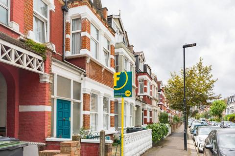 1 bedroom flat for sale, Hampden Road, Harringay, London, N8