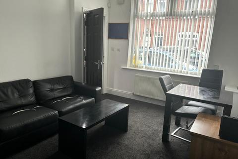 1 bedroom in a house share to rent, Suffolk Street, Salford