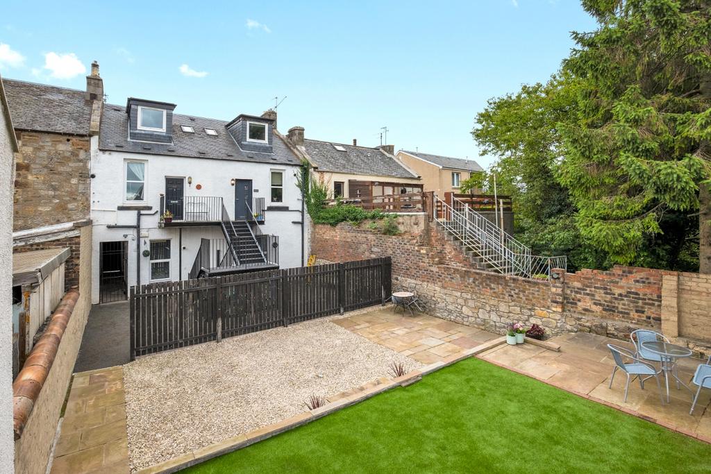 12A The Loan, Loanhead EH20 2 bed flat for sale £145,000