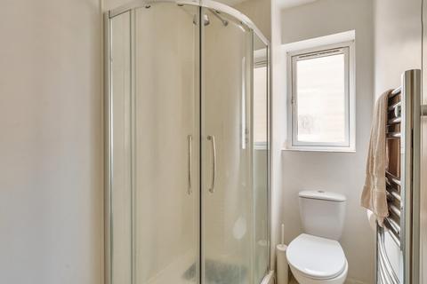 73 The Cornfields, Bishops Cleeve, Cheltenham, GL52 7YQ