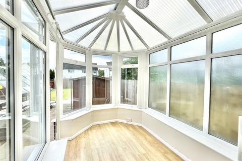 18 Chevington, Gateshead, NE10 8JY
