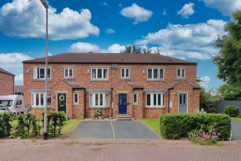 3 bedroom terraced house for sale, Windsor Court, Bramley, Leeds, West Yorkshire, LS13