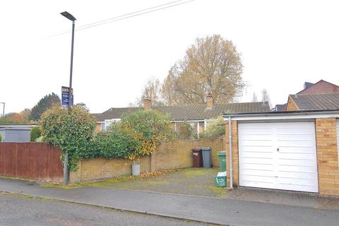 3 bedroom bungalow for sale, Berkeley Close, Stroud, Gloucestershire, GL5