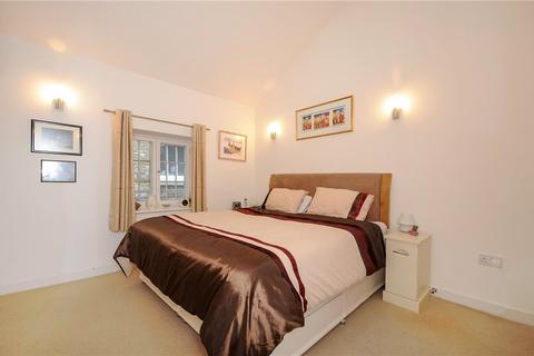 2 bedroom apartment for sale, Hennings Wharf, The Quay, Poole