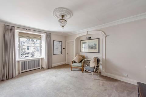 2 bedroom end of terrace house for sale, Melville Square, Comrie PH6