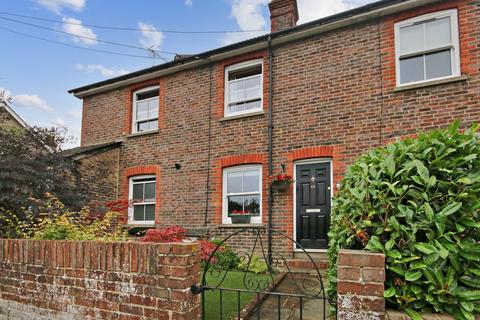 2 bedroom terraced house for sale, Dunnings Road, East Grinstead, RH19