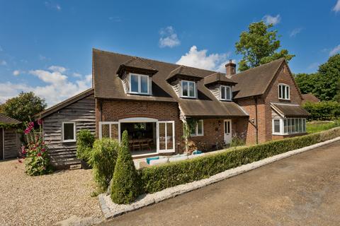 5 bedroom detached house to rent, Froyle Lane, South Warnborough, Hook, Hampshire, RG29