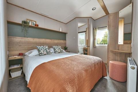 2 bedroom static caravan for sale, Waveney Valley Holiday Park, , Rushall IP21