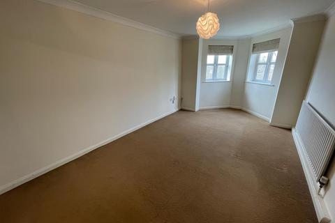 2 bedroom flat to rent, Falkland Mount, Leeds, West Yorkshire, UK, LS17