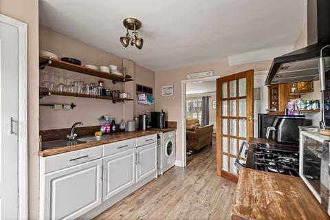 18 Tudor Road, Folkestone, CT19 4HJ