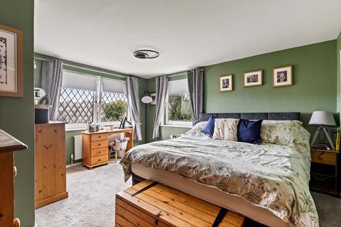 18 Tudor Road, Folkestone, CT19 4HJ