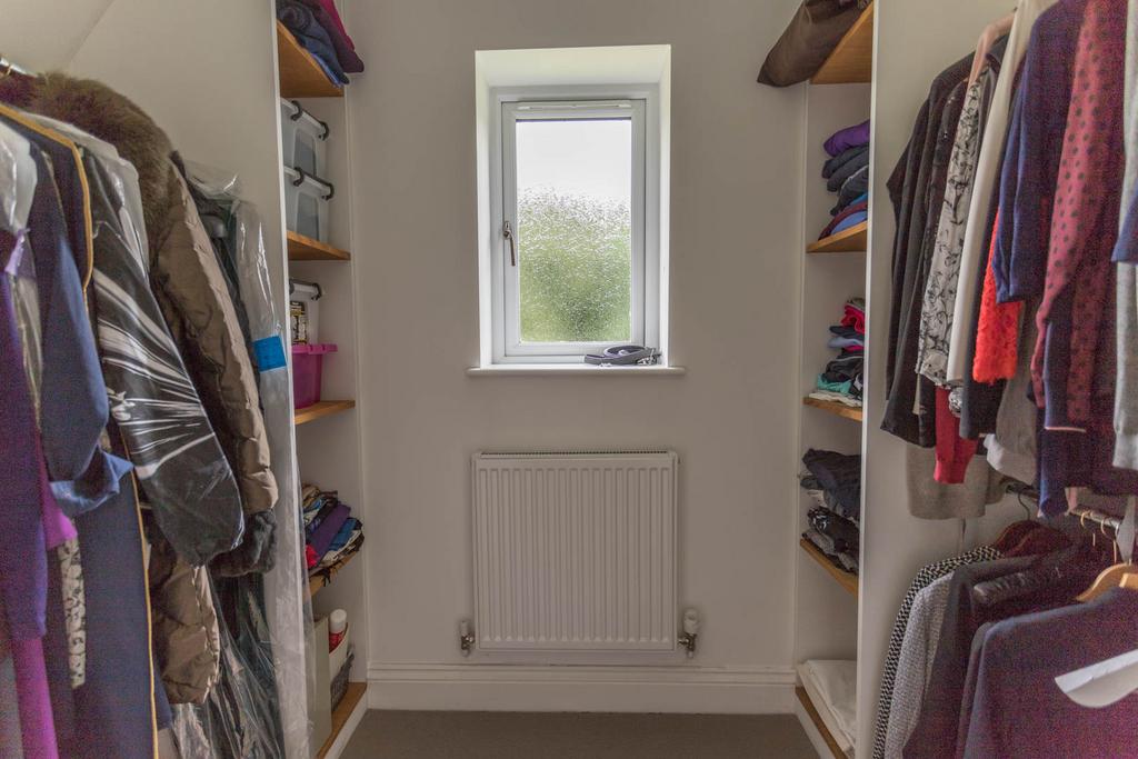 Walk in closet