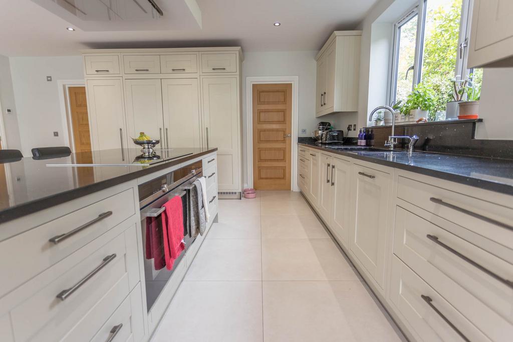 Kitchen area