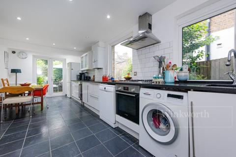 4 bedroom terraced house for sale, Ravensworth Road, London, NW10