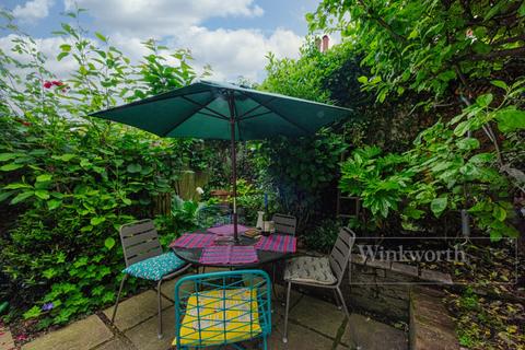 32 Ravensworth Road, London, NW10 5NR