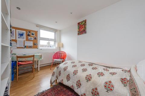 32 Ravensworth Road, London, NW10 5NR