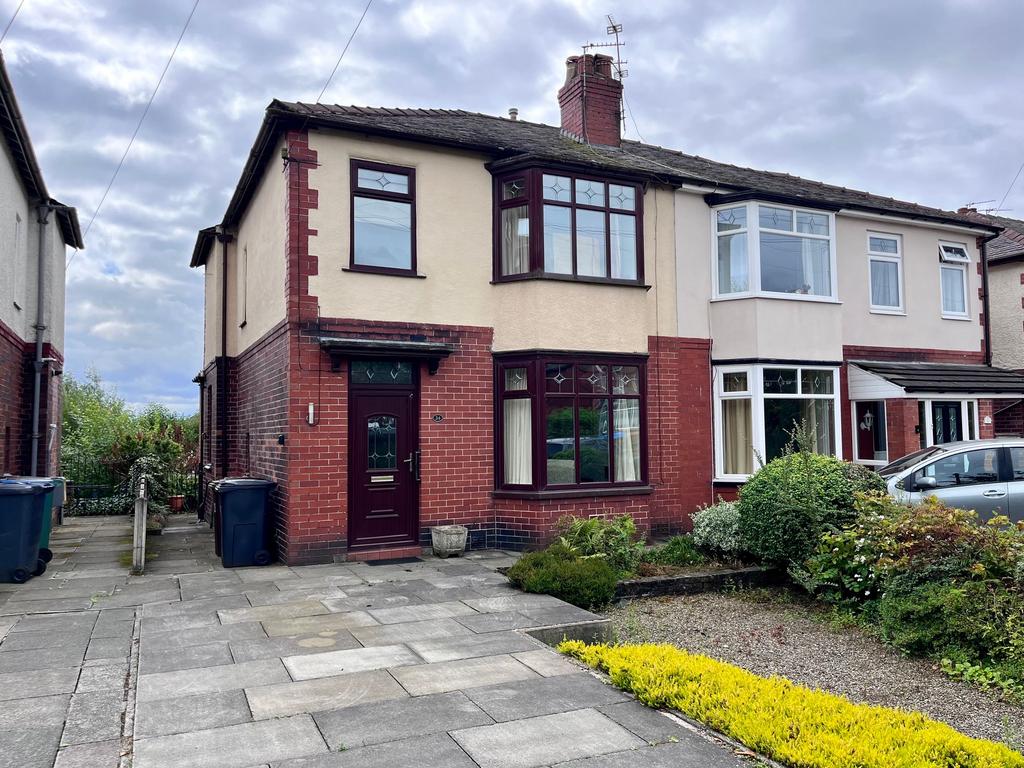 Bury & Bolton Road, Manchester M26 3 bed semidetached house for sale