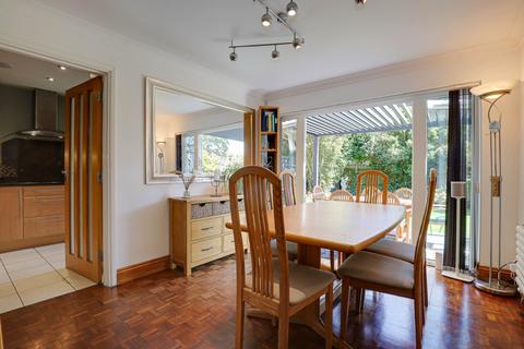 3 bedroom link detached house for sale, Grosvenor Road, Caversham