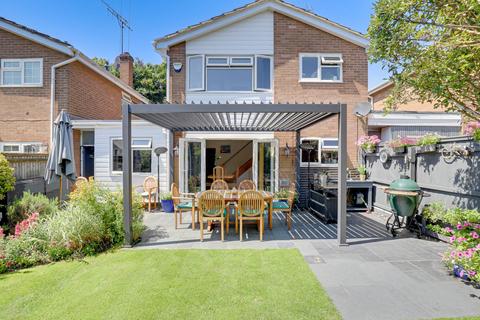 3 bedroom link detached house for sale, Grosvenor Road, Caversham