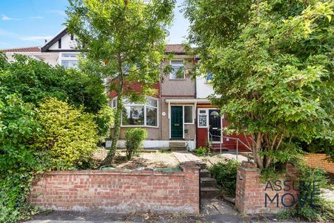 3 bedroom terraced house for sale, Clayhill Crescent, London, SE9