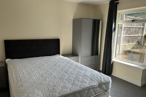 1 bedroom in a house share to rent, Room 1, 50 Silam Road, Stevenage, Hertfordshire