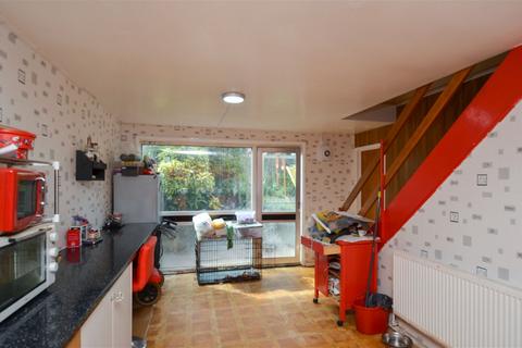 4 bedroom terraced house for sale, Shepherds Row, Castlefields