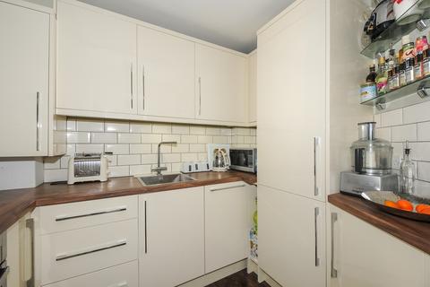 2 bedroom flat to rent, Belgrave Gardens St John's Wood NW8