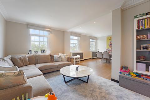 2 bedroom flat for sale, Ovington Court, 197-205 Brompton Road, London, SW3