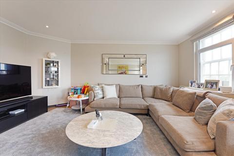 2 bedroom flat for sale, Ovington Court, 197-205 Brompton Road, London, SW3