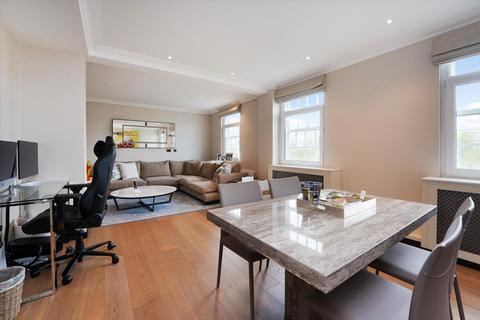 2 bedroom flat for sale, Ovington Court, 197-205 Brompton Road, London, SW3