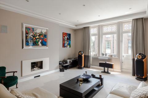 2 bedroom flat for sale, Hall Road, Maida Vale NW8